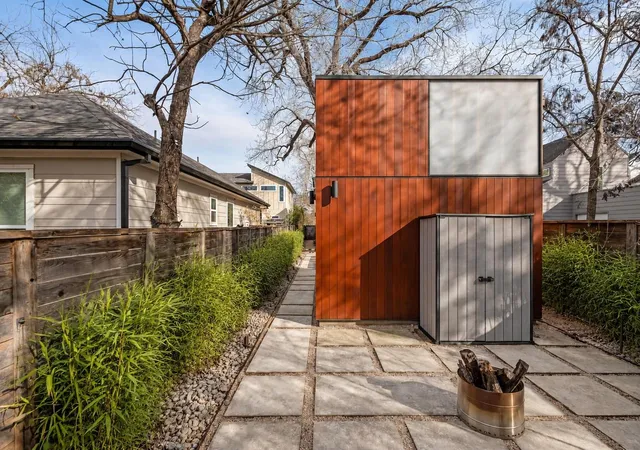 23rd image of 1124 Linden St #B, Austin, TX 78702 | MLS# 1741144