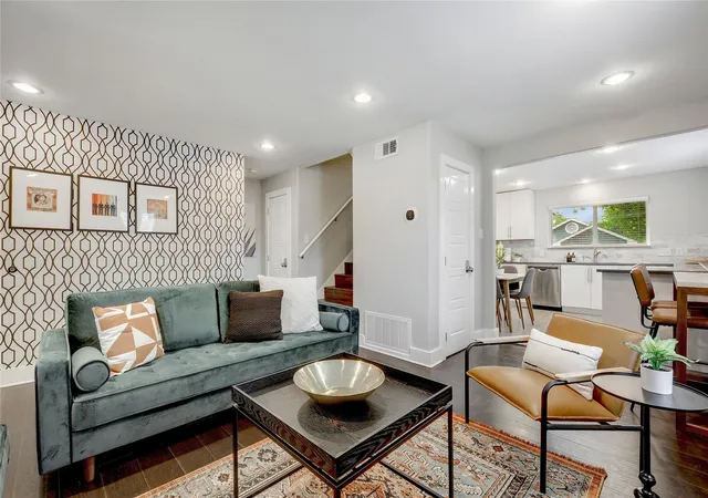 4th image of 1141 Berger St #A, Austin, TX 78721 | MLS# 6959698