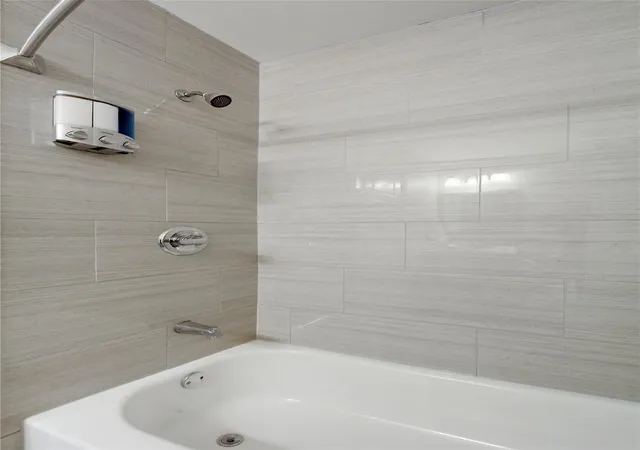 37th image of 1141 Berger St #A, Austin, TX 78721 | MLS# 6959698