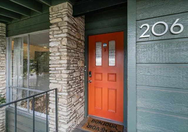 Photo 2 of Condo for sale at 1304 Mariposa Dr #206, Austin, TX 78704 | MLS# 3137833 | Listing updated on 2026-09-12