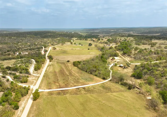 2nd image of 6980 Doss Spring Creek Rd, Fredericksburg, TX 78624 | MLS# 7615156