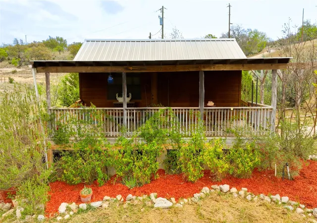 Photo 3 of House for sale at 6980 Doss Spring Crk Rd, Fredericksburg, TX 78624 | MLS# 7615156 | Listing updated on 2026-09-22