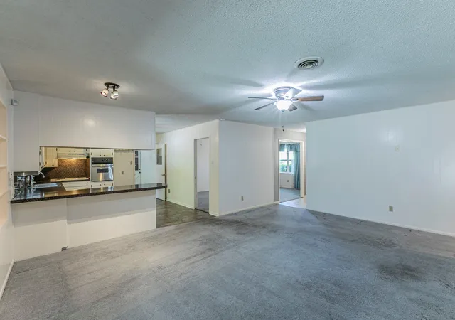 4th image of 1808 N Beal St, Belton, TX 76513 | MLS# 3171274