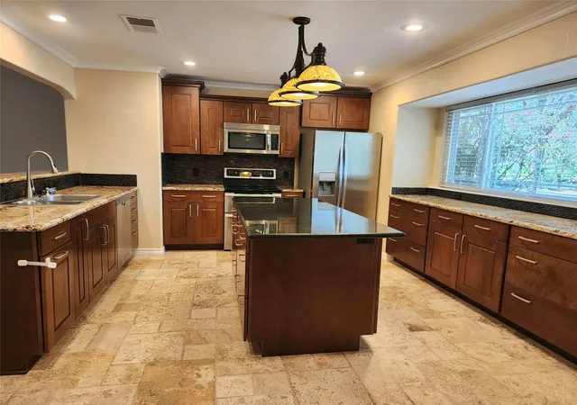 3rd image of 817 Willow Creek Cir, San Marcos, TX 78666 | MLS# 2375425