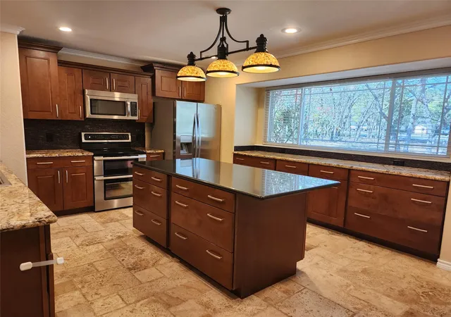 4th image of 817 Willow Creek Cir, San Marcos, TX 78666 | MLS# 2375425