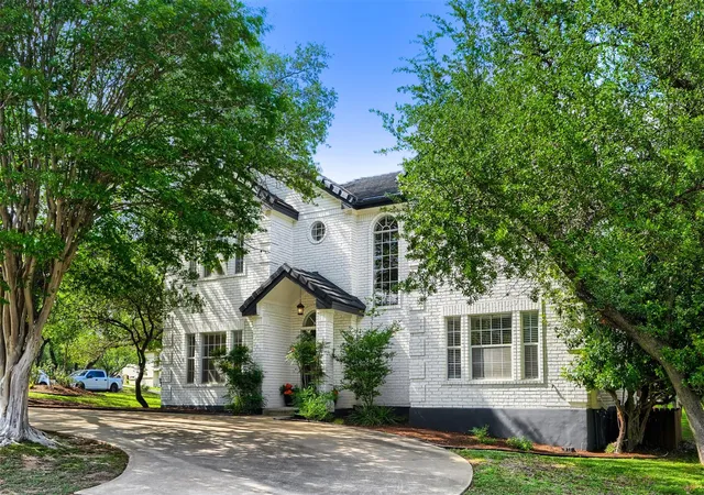 Photo 1 of Single family home for sale at 1918 Lakeway Blvd, Lakeway, TX 78734 | MLS# 1155664 | Listing updated on 2026-08-03