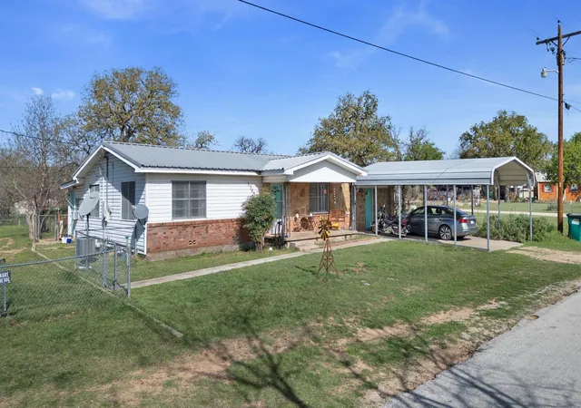 Homes for sale in Tow, TX | 1365 Norma Ln, Tow, TX 78672 | MLS# 2324388