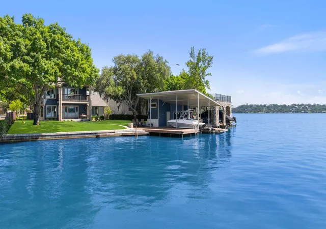 5th image of 21 Beaver Is, Marble Falls, TX 78654 | MLS# 5067241