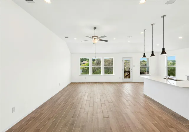 3rd image of 4112 Rockwood Dr, Lago Vista, TX 78645 | MLS# 5245107