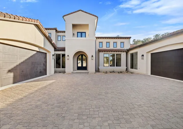 2nd image of Escondido, Horseshoe Bay, TX 78657