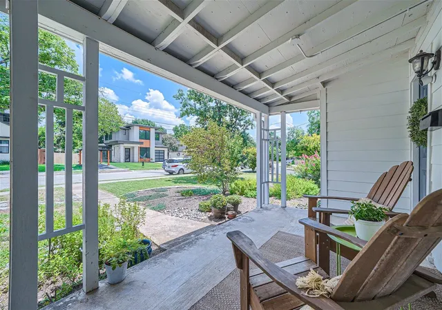 2nd image of 1215 Payne Ave, Austin, TX 78757 | MLS# 9962203