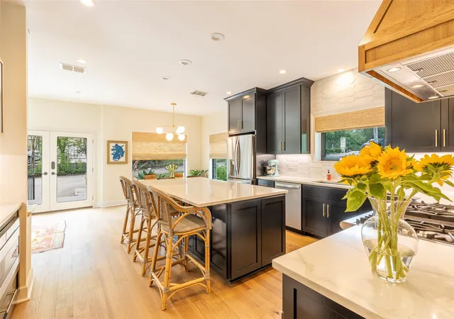 Photo 3 of Sale Pending at 8800 Golden Rain Cv, Austin, TX 78735 | MLS# 5061398 | Listing updated on 2026-05-04