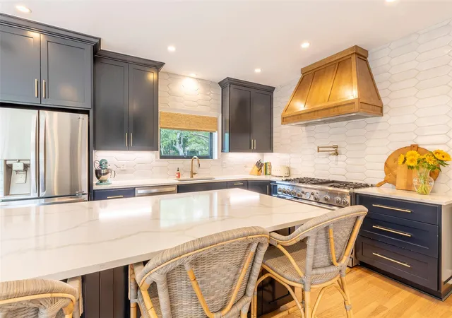 Photo 4 of Sale Pending at 8800 Golden Rain Cv, Austin, TX 78735 | MLS# 5061398 | Listing updated on 2026-05-04