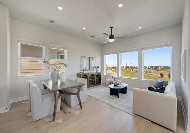 Listing Photo 4 - Condo for sale in building located at 5610 Forks Rd, Austin, TX 78747