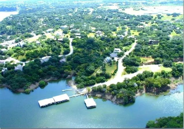 Land for sale at 325 Kendall Rd, Spicewood, TX 78669 | MLS# 7220661