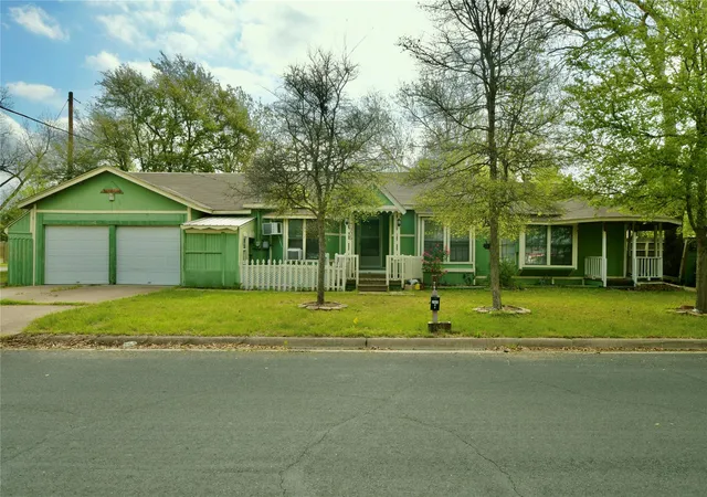 1st image of 7905 Brockman St, Austin, TX 78757 | MLS# 8869820
