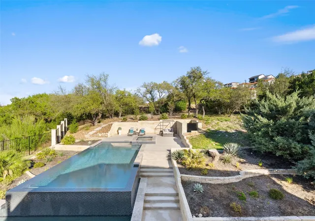 Photo 3 of Single family home for sale at 310 Bella Montagna Cir, Austin, TX 78734 | MLS# 4747668 | Listing updated on 2026-09-03