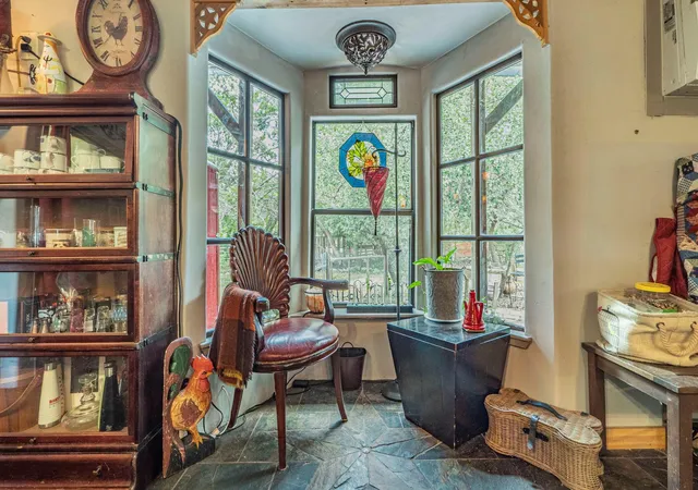 4th image of 210 W Lakeshore Dr, Dripping Springs, TX 78620 | MLS# 9831210