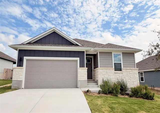 Photo 1 of Single family home for sale at 116 Hayburner Rd, Burnet, TX 78611 | MLS# 2813470 | Listing updated on 2026-10-28