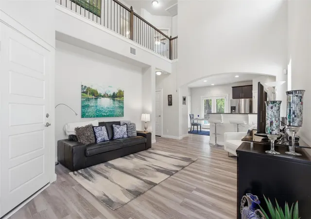 Photo 4 of Townhouse for sale at 2101 Rivers Edge Way #22, Austin, TX 78741 | MLS# 9000477 | Listing updated on 2026-10-05