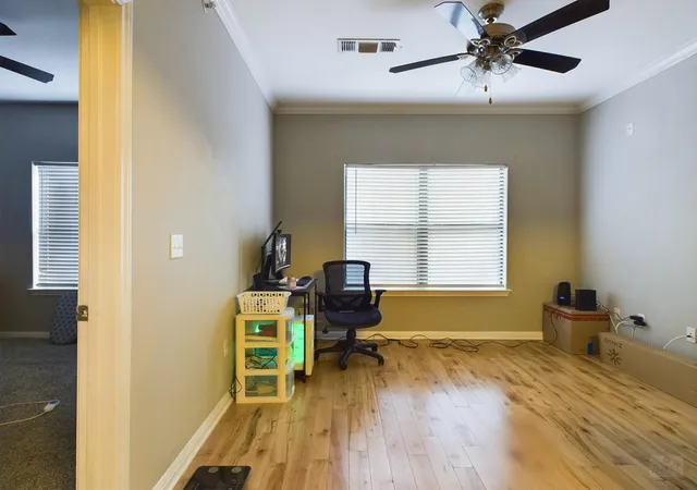 4th image of 2502 Leon St #218, Austin, TX 78705 | MLS# 4934791