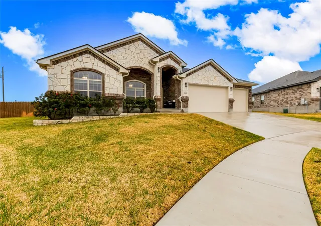 2nd image of 9000 Grand Oaks Ln, Killeen, TX 76542 | MLS# 7903755