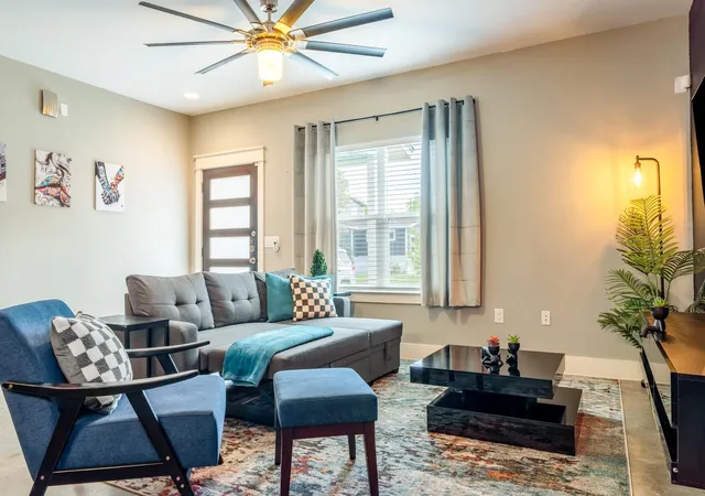 4th image of 3000 Neal St, Austin, TX 78702 | MLS# 2076809