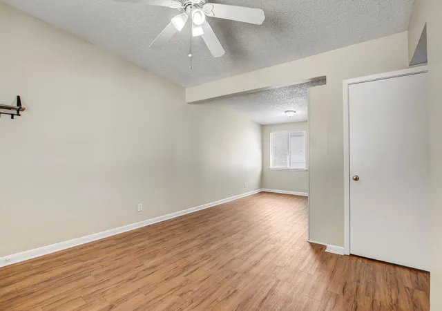 2nd image of 2408 Longview St, Austin, TX 78705