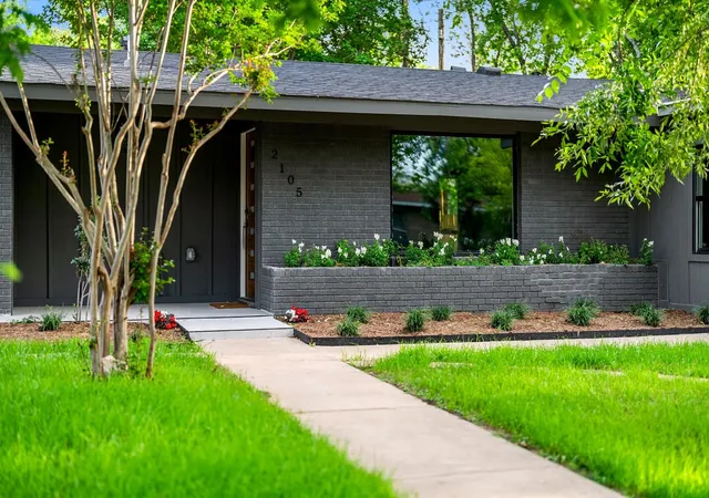 4th image of 2105 Brunswick Dr, Austin, TX 78723 | MLS# 1758787