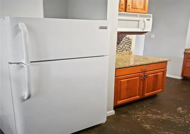 5th image of 2414 Longview St #206, Austin, TX 78705 | MLS# 8725751