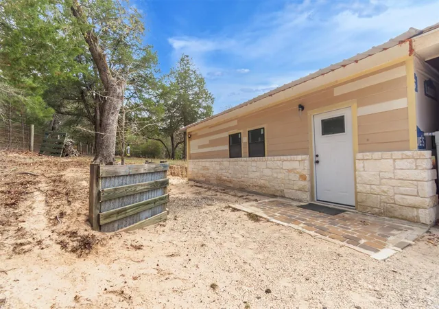 Homes for sale in Paige, TX | 135 Huskey Trl, Paige, TX 78659 | MLS# 1758053