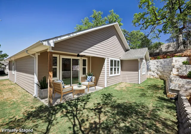 3rd image of 473 Tahitian Dr, Bastrop, TX 78602 | MLS# 2045735