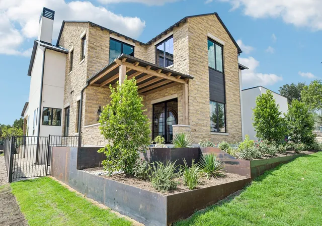 Photo 2 of Single family home for sale at 6205 Marshall Ranch Rd, Austin, TX 78746 | MLS# 5850191 | Listing updated on 2026-10-06