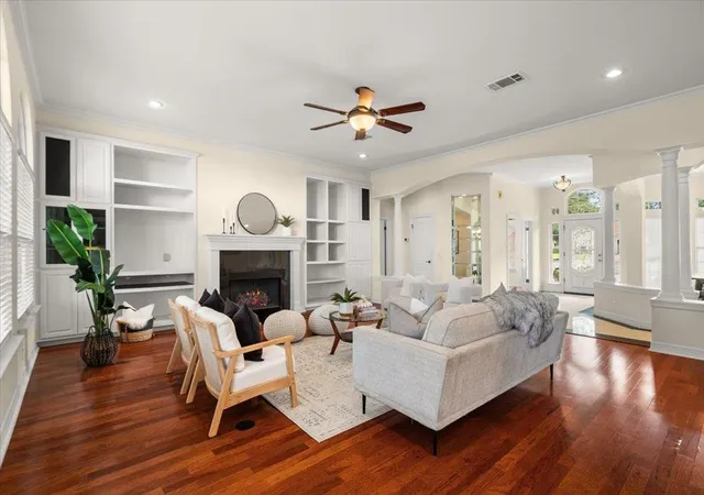 Photo 4 of Single family home for sale at 5118 Prairie Dunes Dr, Austin, TX 78747 | MLS# 4541729 | Listing updated on 2026-10-02