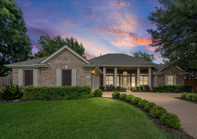 Photo 1 of Single family home for sale at 5118 Prairie Dunes Dr, Austin, TX 78747 | MLS# 4541729 | Listing updated on 2026-10-02