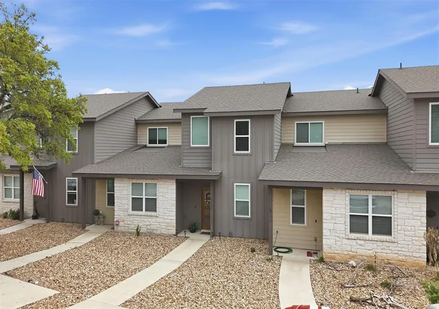 Photo 1 of Townhouse for sale at 512 Palmer Dr, Lago Vista, TX | MLS# 6550263 | Listing updated on 2026-10-28