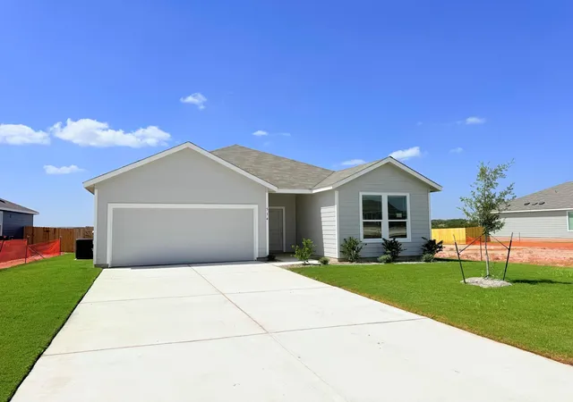 Photo 1 of Sale Pending at 514 Heritage Groves Rd, Bertram, TX 78605 | MLS# 3116726 | Listing updated on 2026-09-22