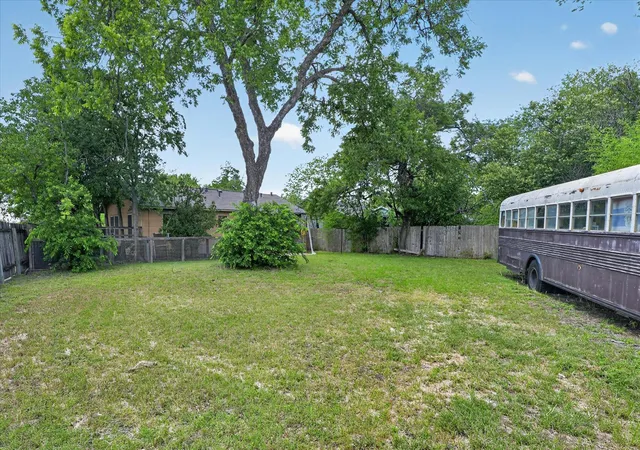 15th image of 5701 Link Ave, Austin, TX 78752 | MLS# 3357109