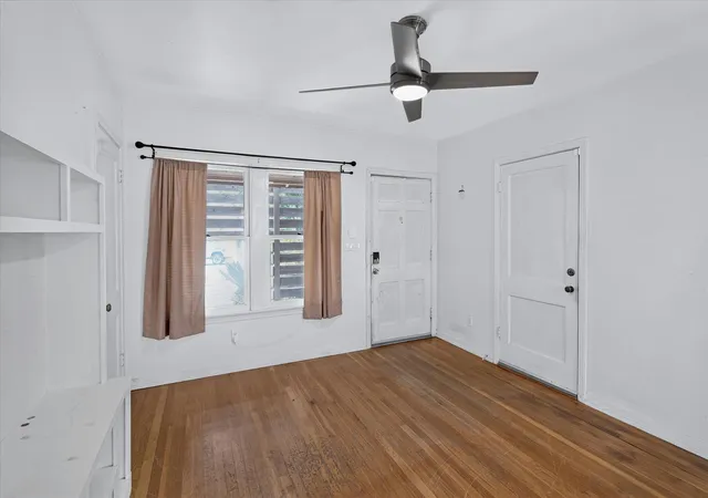 5th image of 5701 Link Ave, Austin, TX 78752 | MLS# 3357109