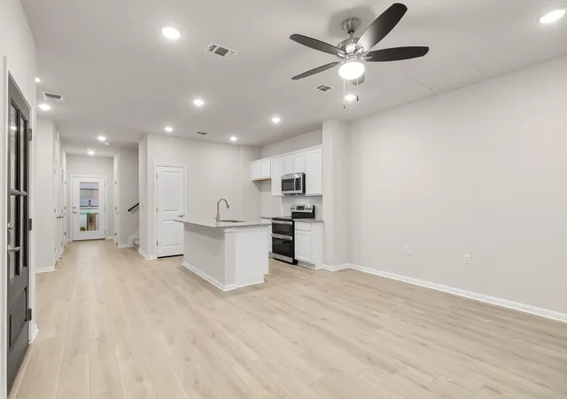 1st image of 16714 Sonoma Breeze Dr, Manor, TX 78653 | MLS# 8104674