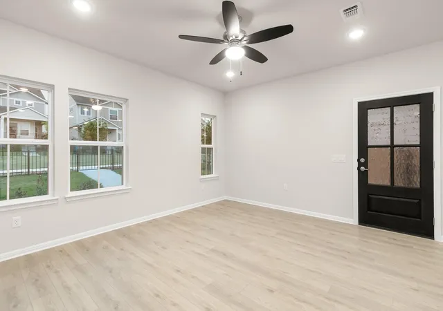 2nd image of 16714 Sonoma Breeze Dr, Manor, TX 78653 | MLS# 8104674