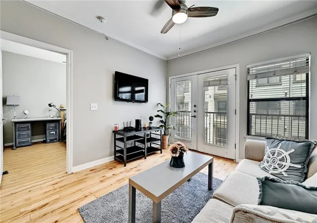 5th image of 2502 Leon St #407, Austin, TX 78705 | MLS# 1486557
