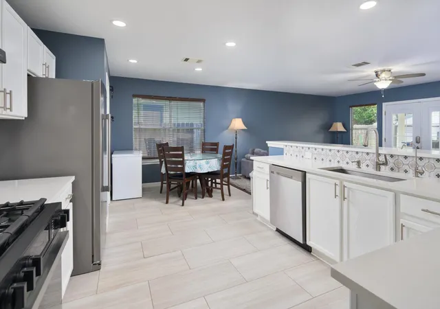 3rd image of 207 Presidio Dr, Leander, TX 78641 | MLS# 1775882