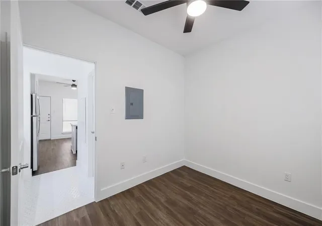 image of 908 Poplar St, Austin, TX 78705