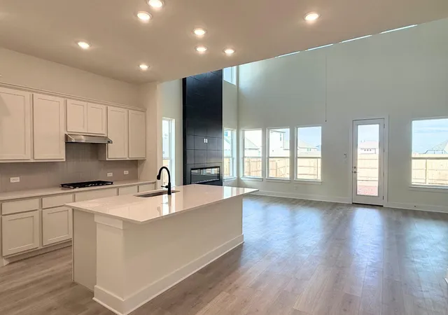 2nd image of 19601 Erna Dr, Pflugerville, TX 78660 | MLS# 4018475