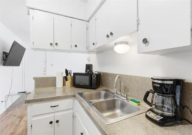 image of 2808 Whitis Ave, Austin, TX 78705
