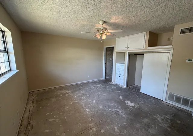 3rd image of 300 Poker Chip #12, Horseshoe Bay, TX 78657 | MLS# 8204280