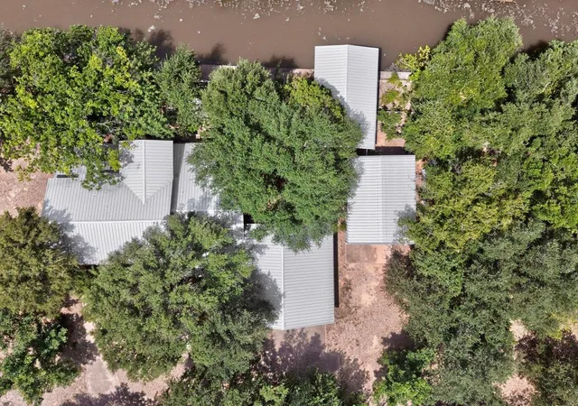 40th image of 522 Circle Dr, Sunrise Beach, TX 78643 | MLS# 3693583