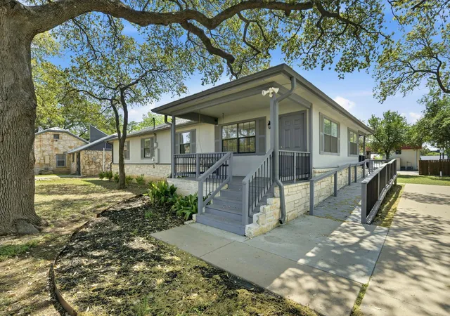4th image of 403 W Anderson Ave, Round Rock, TX 78664 | MLS# 9638817