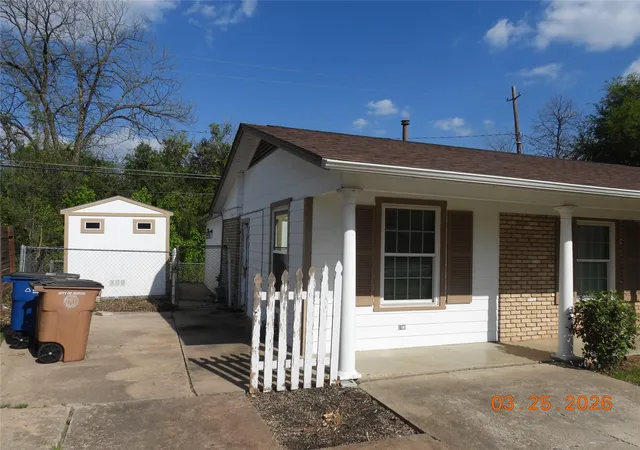3rd image of 6009 Belfast Dr, Austin, TX 78723 | MLS# 5012953